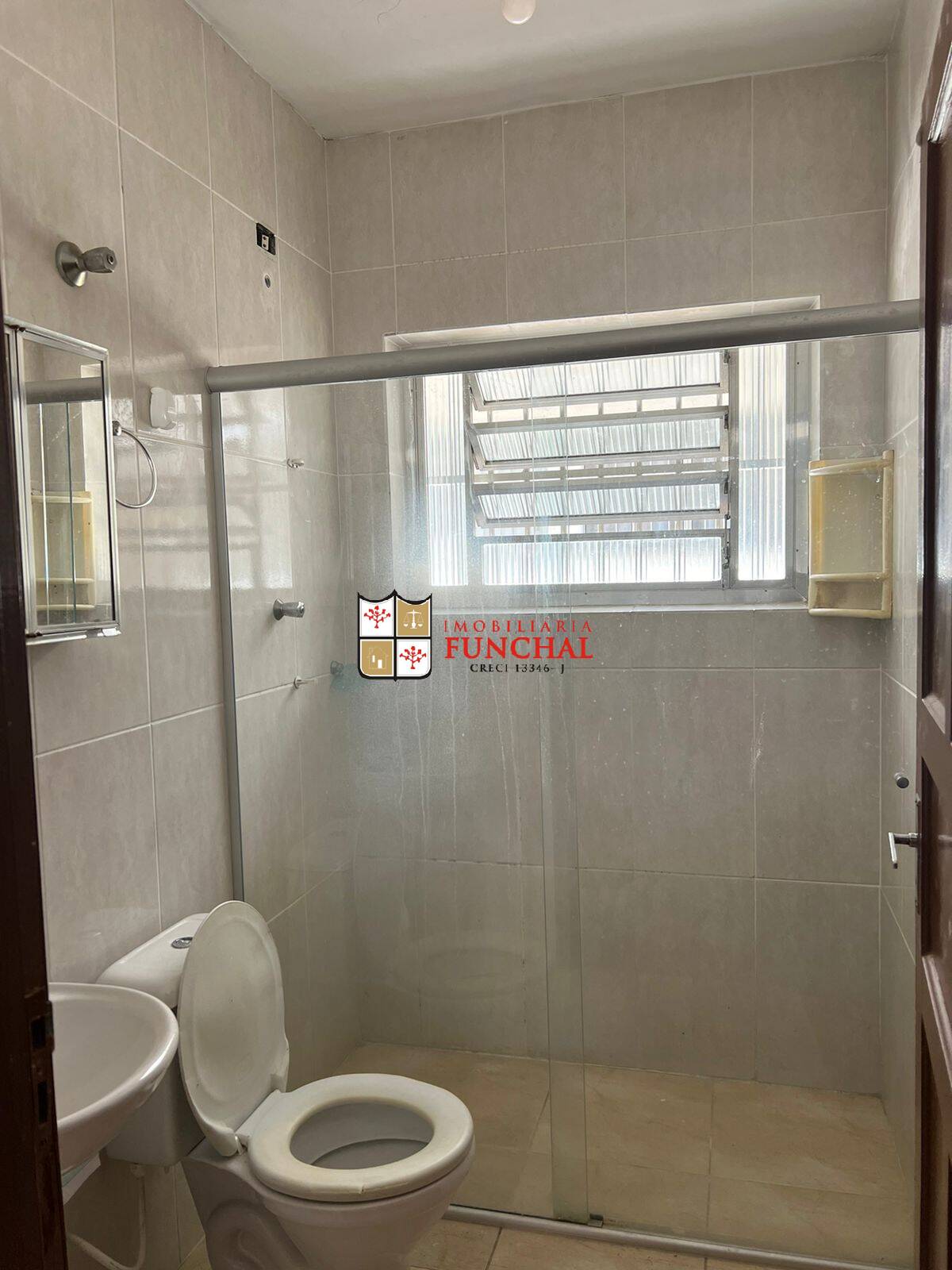 Apartamento para alugar com 2 quartos, 70m² - Foto 11