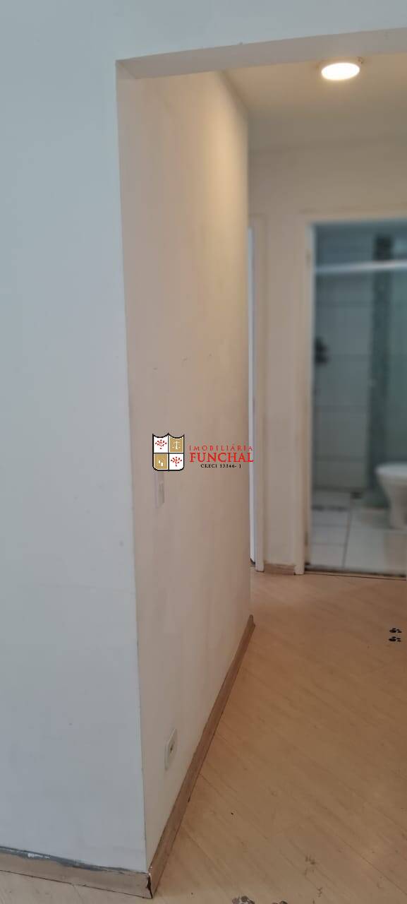 Apartamento à venda com 2 quartos, 44m² - Foto 30