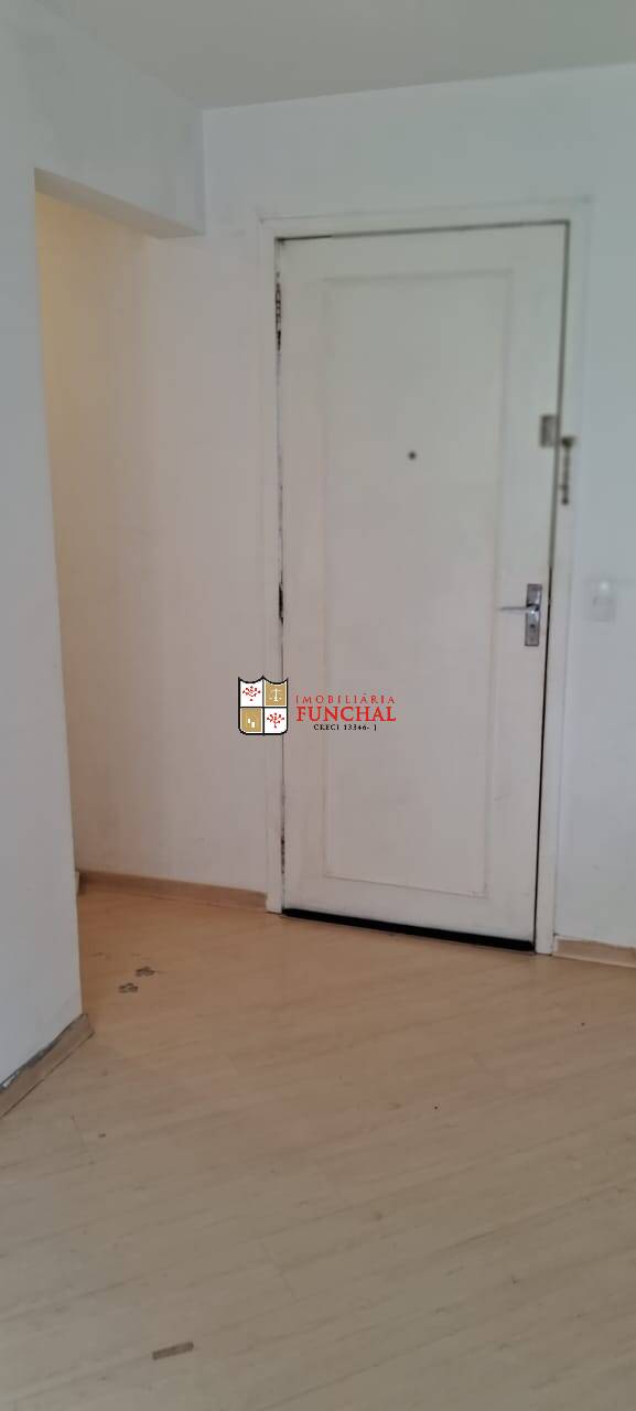 Apartamento à venda com 2 quartos, 44m² - Foto 31