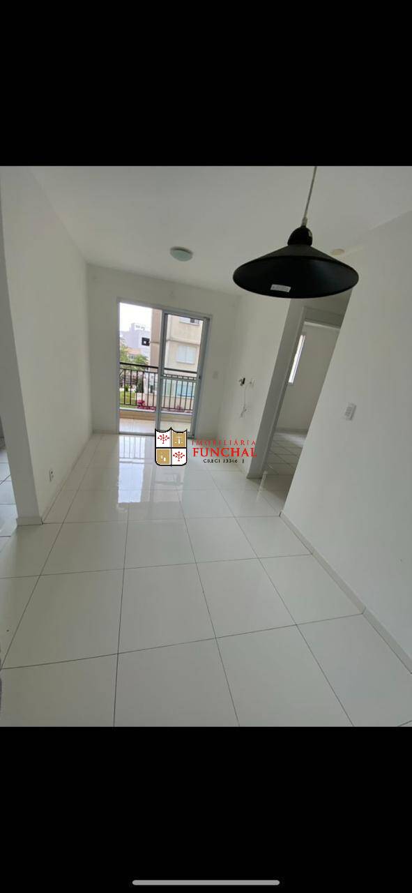 Apartamento para alugar com 2 quartos, 55250m² - Foto 3