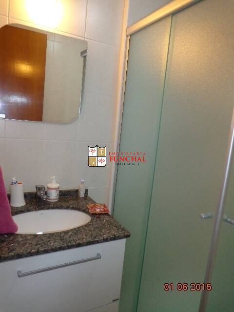 Apartamento à venda com 2 quartos, 70m² - Foto 9