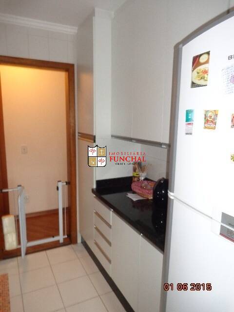 Apartamento à venda com 2 quartos, 70m² - Foto 16